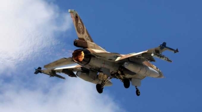 ВВС Израиля подняли в небо десятки самолётов